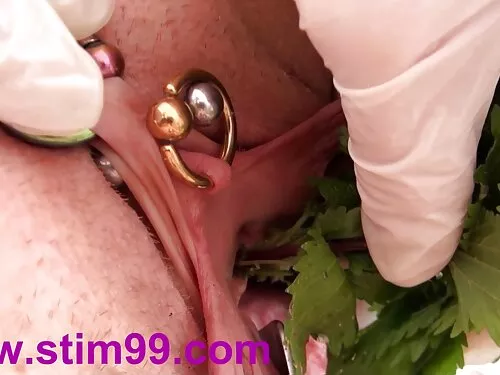 பெண் பொன்னிற ஆபாச தன ...